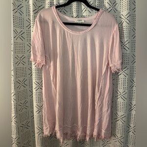 Umgee pink fringe flowy t shirt‎